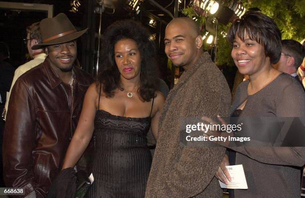 Left to right: Left to right: Cuba Gooding, Jr.'s family, Damien Gooding, cousin, mother Shirley Gooding, brother Omar Gooding, and sister April...