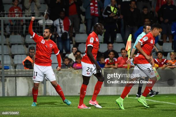 Tegi Savanier of Nimes celebrates his goal during the Ligue 2 match between Nimes Olympique and Us Orleans on April 14, 2017 in Nimes, France.