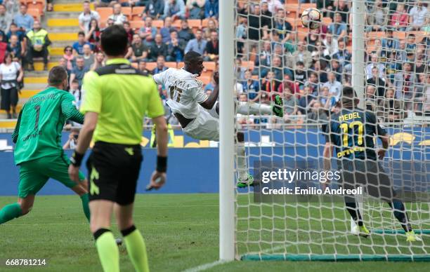 Cristian Zapata of AC Milan scores his goal during the Serie A match between FC Internazionale and AC Milan at Stadio Giuseppe Meazza on April 15,...