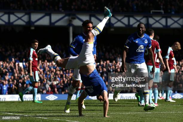 Phil Jagielka of Everton celebrates scoring his sides first goal during the Premier League match between Everton and Burnley at Goodison Park on...
