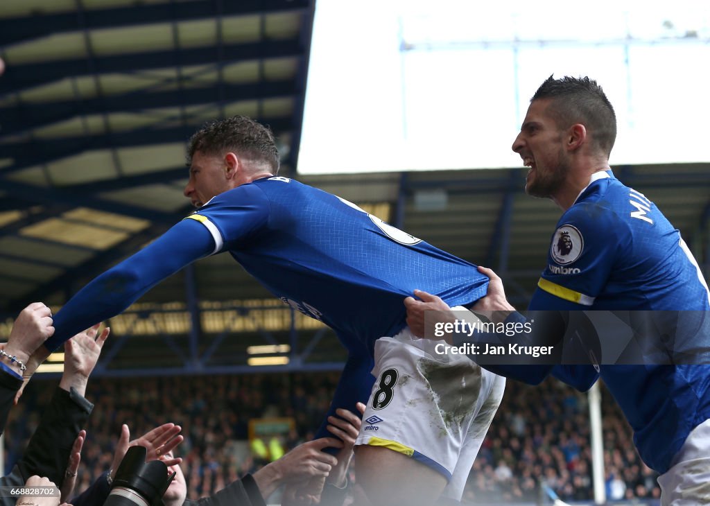 Everton v Burnley - Premier League