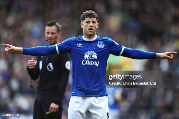 Ross Barkley of Everton celebrates scoring his team's second goal to make the score 2-1 during the Premier League match between Everton and Burnley...