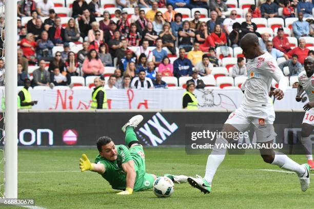 Nancy's French forward Junior Dale scores a goal during the French L1 Football match between OGC Nice and AS Nancy Lorraine at the Allianz Riviera...