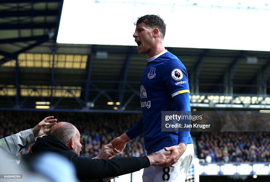 Everton v Burnley - Premier League