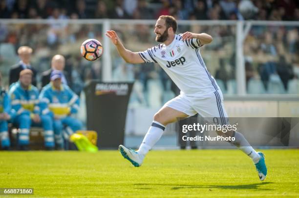 Higuain Gonzalo during the Italian Serie A football match Pescara vs Juventus on April 15 in Pescara, Italy.