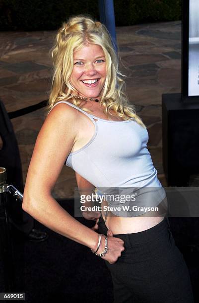 Actress Sarah Ann Morris poses for photographers at the premiere of "What Lies Beneath" July 18, 2000 at the Mann's Village Theater in Westwood, CA.