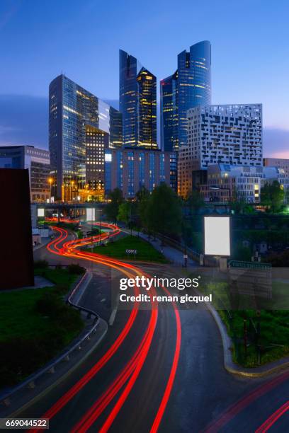 la défense - quartier financier 個照片及圖片檔