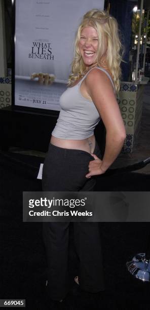 Actress Sarah Ann Morris attends the premiere of "What Lies Beneath" July 18, 2000 at the Mann's Village Theater in Westwood, CA.