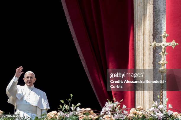Pope Francis delivers His Urbi Et Orbi Blessing from the central loggia of St. Peter's Basilica in St. Peter's Square, on April 16, 2017 in Vatican...