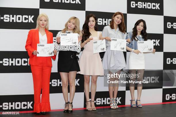 Hyoyeon, Sunny, Tiffany, Sooyoung and Taeyeon of South Korean girl group Girls' Generation attend the photocall for CASIO 'G-SHOCK' at the Starfield...