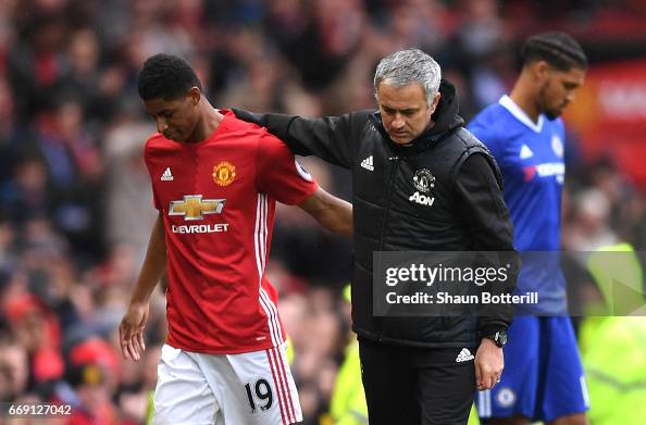 Manchester United v Chelsea - Premier League Manchester United v Chelsea - Premier League