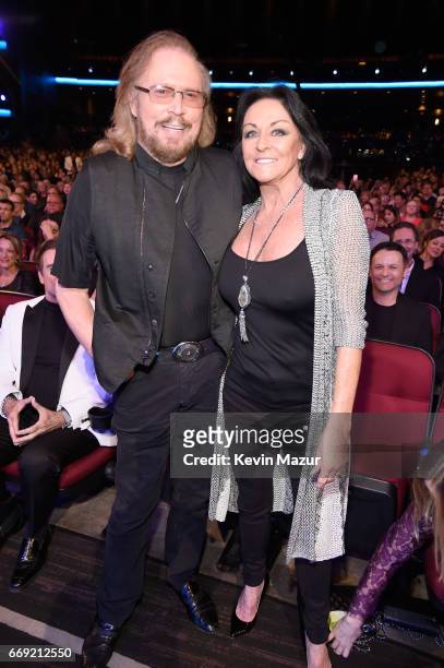 Singer Barry Gibb and Linda Gray attend "Stayin' Alive: A GRAMMY Salute To The Music Of The Bee Gees" on February 14, 2017 in Los Angeles, California.