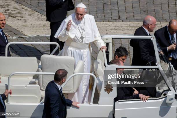 Pope Francis leads the Easter Sunday Mass in St. Peter's Square in Vatican City, Vatican on April 16, 2017.