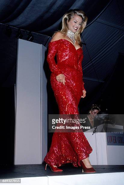 Christie Brinkley attends the 8th Annual Rita Hayworth Gala to benefit the Alzheimer's Foundation held at Tavern on the Green circa 1992 in New York...