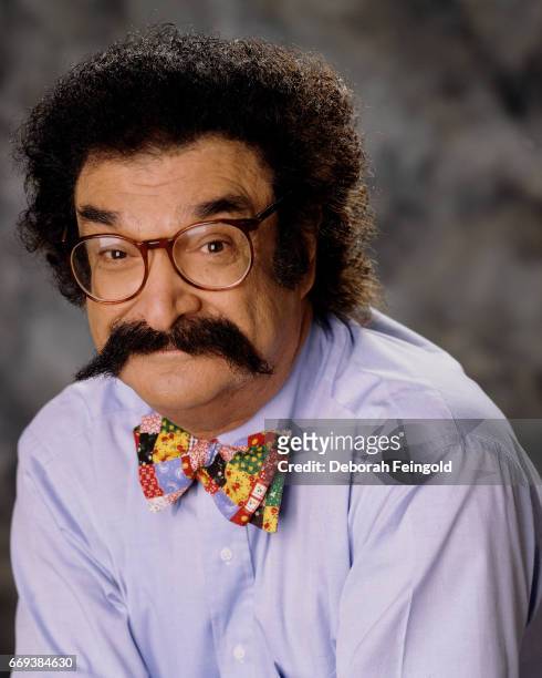 Deborah Feingold/Corbis via Getty Images) NEW YORK NBC film and book critic Gene Shalit poses for a portrait in 1985 in New York City, New York.