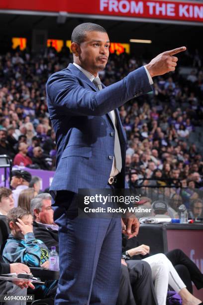 Head coach Earl Watson of the Phoenix Suns coaches against the Sacramento Kings on April 11, 2017 at Golden 1 Center in Sacramento, California. NOTE...