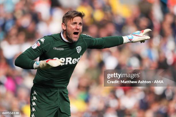 Robert Green of Leeds United during the Sky Bet Championship match between Leeds United and Wolverhampton Wanderers at Elland Road on April 17, 2017...