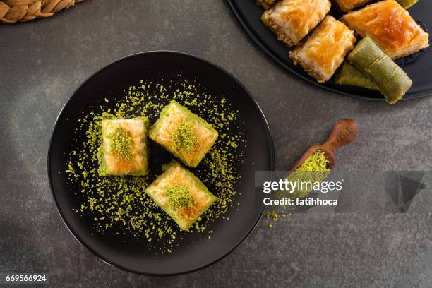 baklava - east asia foto e immagini stock