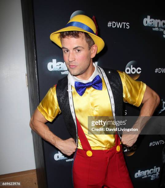 Personality Nick Viall attends "Dancing with the Stars" Season 24 at CBS Televison City on April 17, 2017 in Los Angeles, California.