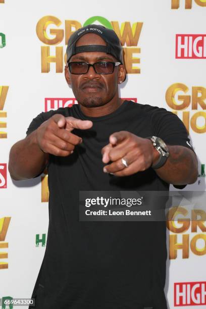 Solo Rapper 11 Shawn Fonteno Stock Photos, High-Res Pictures, and Images - Getty Images