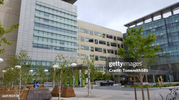 ucsf mission bay - ucsf medical center stock pictures, royalty-free photos & images