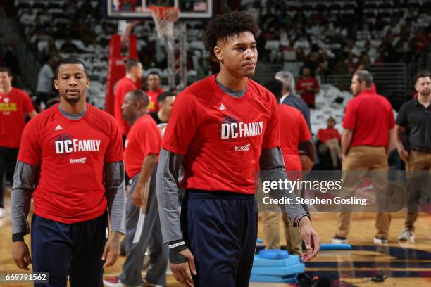 Kelly Oubre Jr. #12 of the Washington Wizards warms up before the Eastern Conference Quarterfinals game against the Atlanta Hawks during the 2017 NBA...