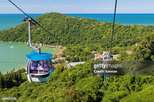 balneario camboriu stad - montanha stockfoto's en -beelden