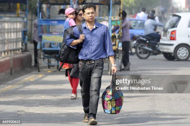 Commuters had to rely on buses and metro service in the wake of ola and uber cab drivers’ strike across Delhi-NCR, on April 18, 2017 in Noida, India....