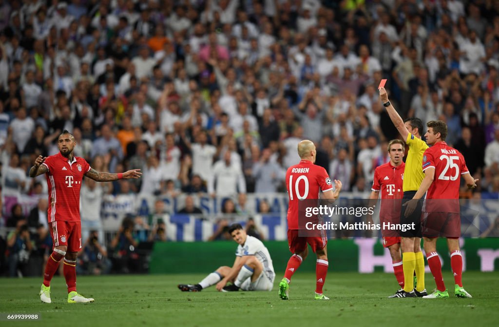 Real Madrid CF v FC Bayern Muenchen - UEFA Champions League Quarter Final: Second Leg