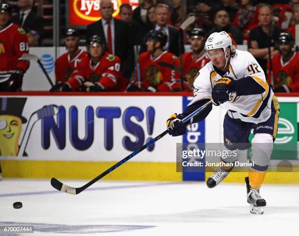 Ryan Johansen of the Nashville Predators passes against the Chicago Blackhawksin Game One of the Western Conference First Round during the 2017 NHL...