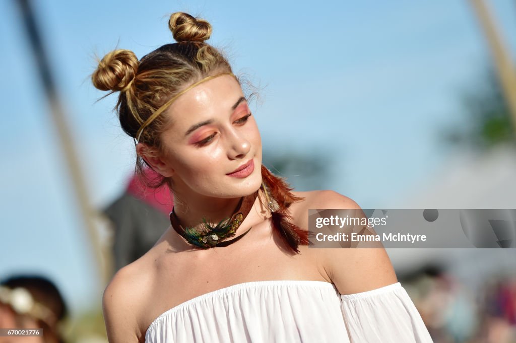 Street Style At The 2017 Coachella Valley Music And Arts Festival - Weekend 1