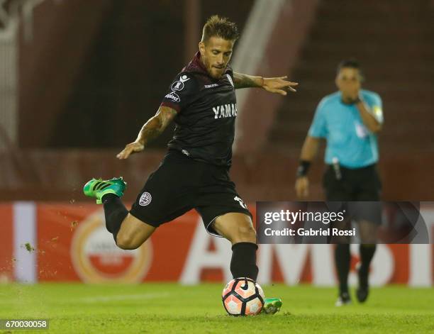 German Denis of Lanus kicks the penalty during a group stage match between Lanus and Zulia as part of Copa CONMEBOL Libertadores Bridgestone 2017 at...