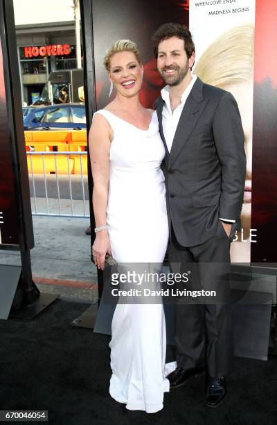 Actress Katherine Heigl and Josh Kelley attend the premiere of Warner Bros. Pictures' "Unforgettable" at TCL Chinese Theatre on April 18, 2017 in...