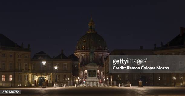 amalienborg palace - cúpula stock-fotos und bilder