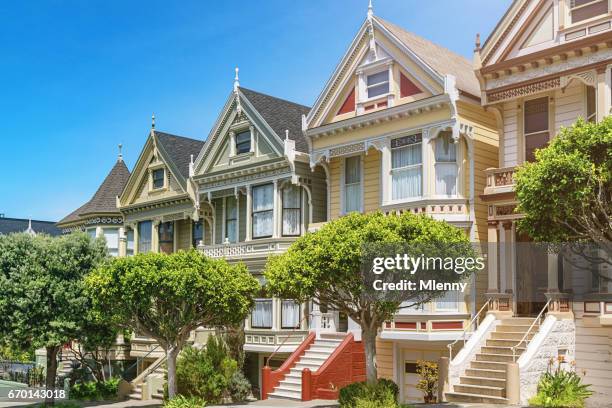 el pintado señoras alamo plaza san francisco california usa - casas painted ladies fotografías e imágenes de stock