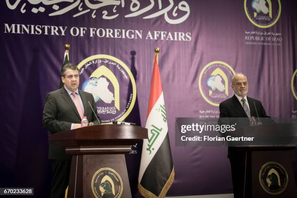 14 Ibrahim Al Dschafari Sigmar Gabriel Stock Photos, HighRes Pictures