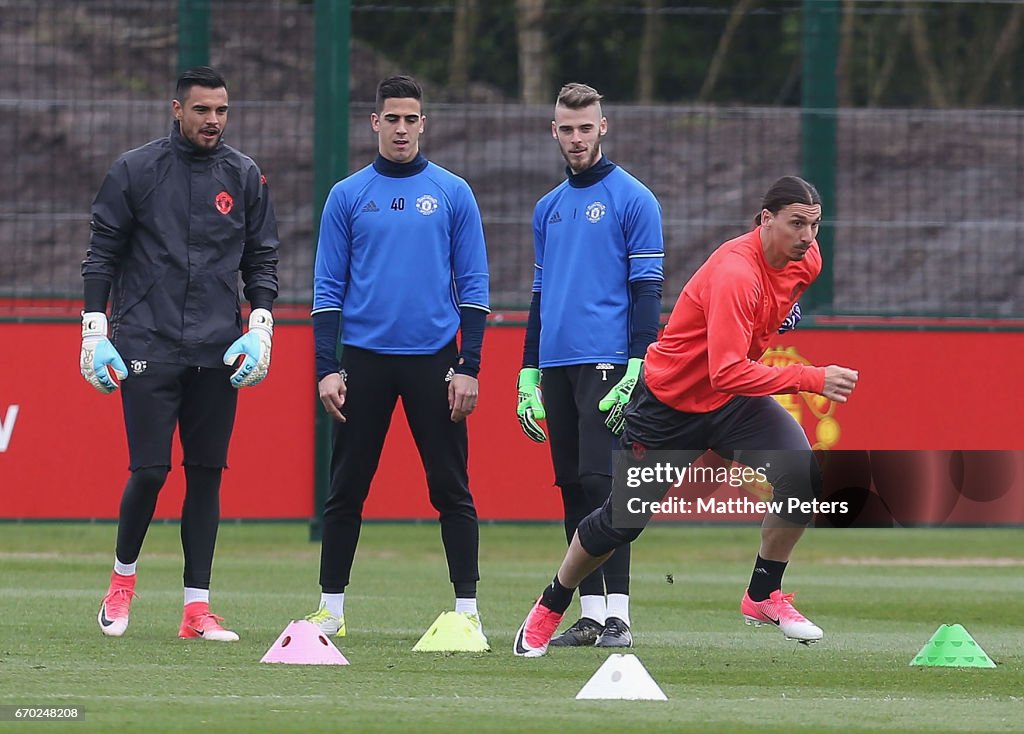 Manchester United Training and Press Conference