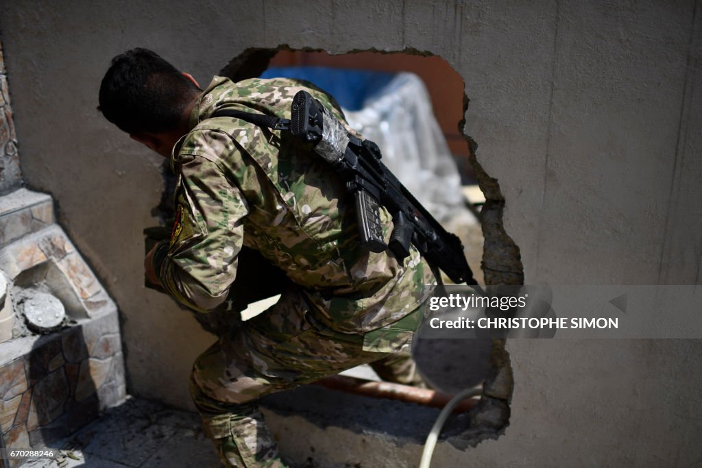 TOPSHOT-IRAQ-CONFLICT-MOSUL