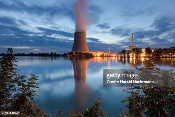 power station - dampf fotografías e imágenes de stock