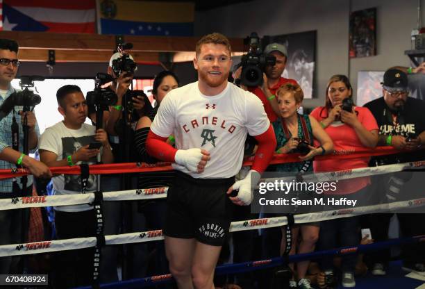 Boxer Canelo Alvarez of Mexico shadow boxes in the ring during his Open Workout at the House of Boxing on April 19, 2017 in National City,...