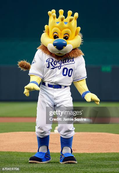 753 Kansas City Royals Mascot Stock Photos, High-Res Pictures, and Images -  Getty Images