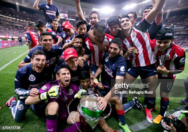 Players of Chivas celebrate with the trophy after winning the final match between Chivas and Morelia as part of the Copa MX Clausura 2017 at Chivas...