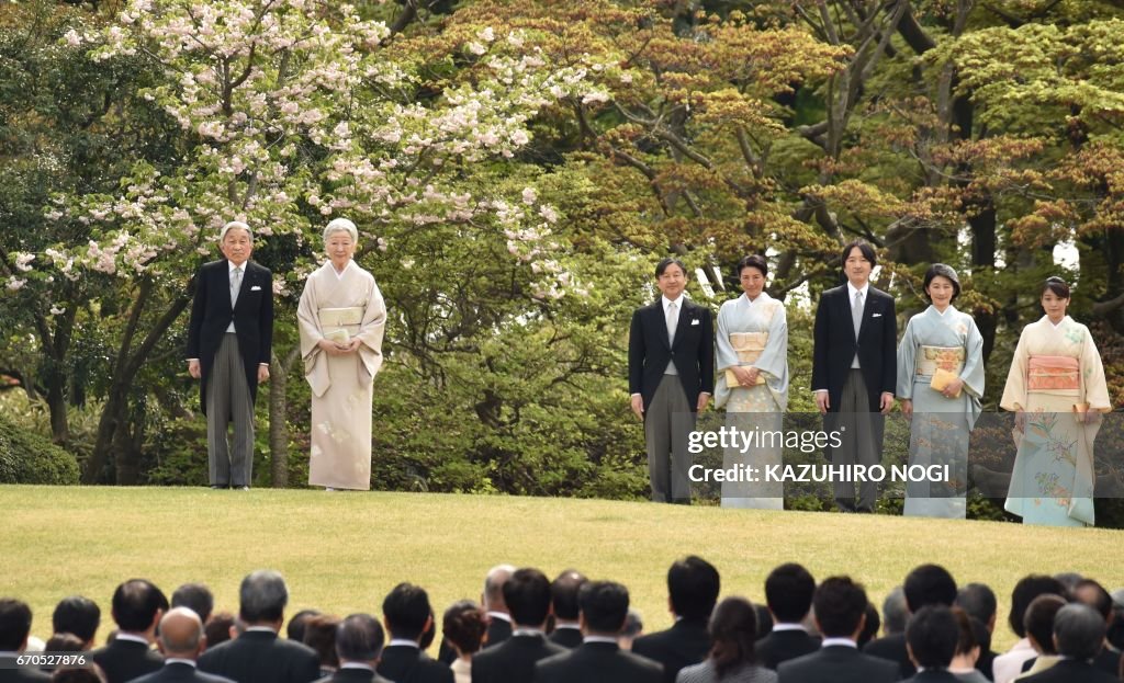 JAPAN-ROYALS