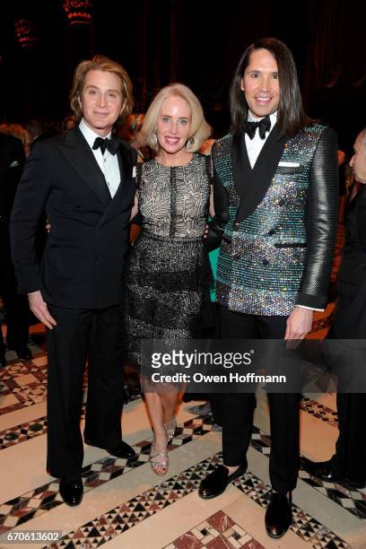 Eric Javitz, Amy Hoadley and Di Mondo attend LNHN Honours Geoffrey Bradfield and John Manice at Cipriani 42nd Street on April 18, 2017 in New York...