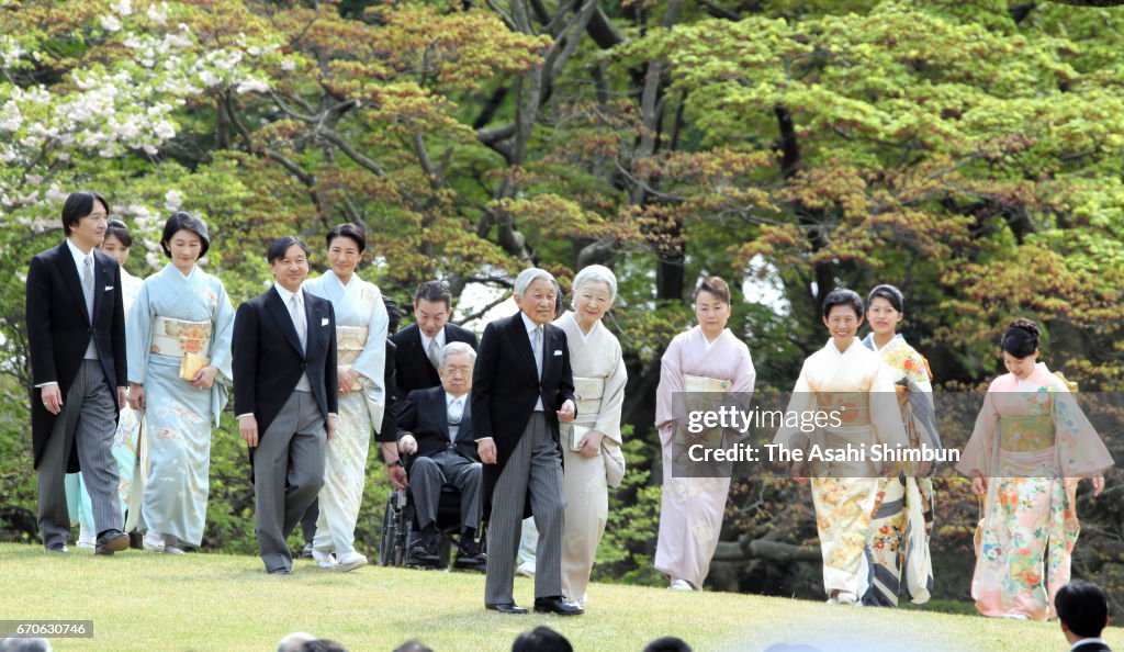 Japanese Royal Family Hosts Spring Garden Party