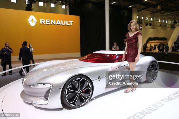 106 Renault Trezor Photos and Premium High Res Pictures - Getty Images 106 Renault Trezor Photos and Premium High Res Pictures - Getty Images