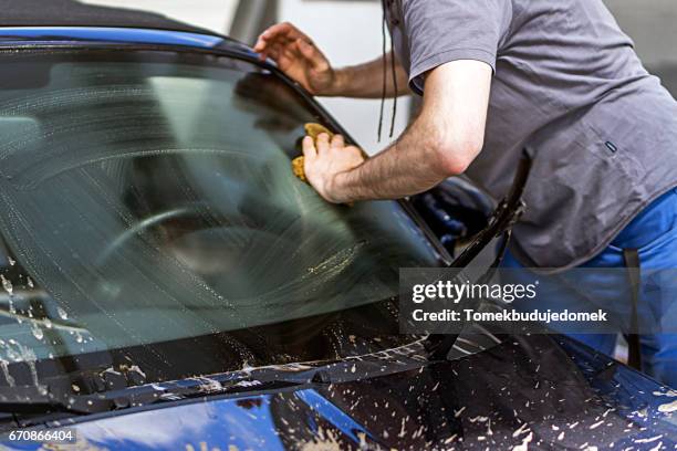 car wash - dunkelblau stock pictures, royalty-free photos & images