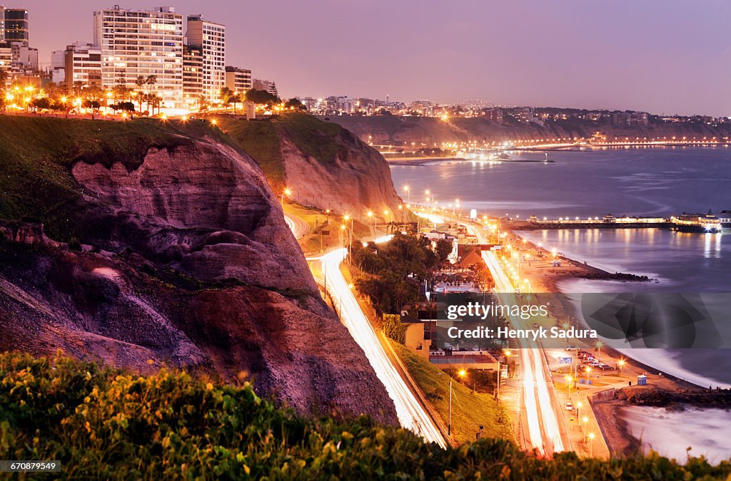 Peru, Lima, Miraflores, Cliffs of Miraflores at sunset