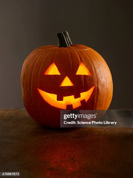 carved pumpkin - halloween lantern stock pictures, royalty-free photos & images