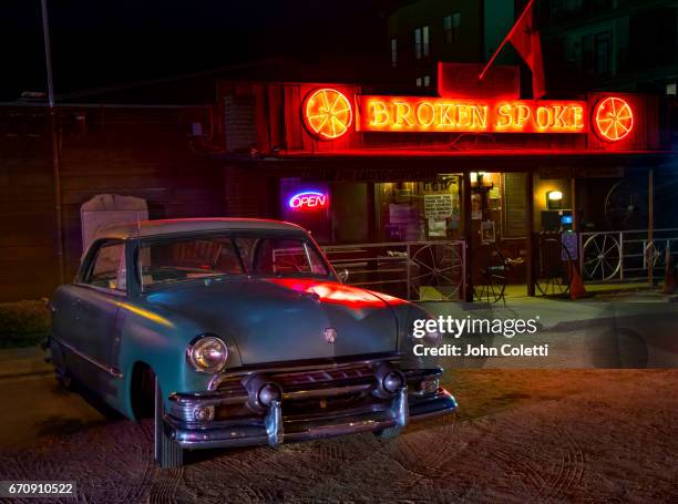 austin, texas - austin nightlife stock pictures, royalty-free photos & images